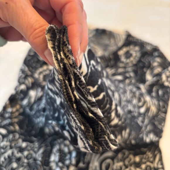 NWOT Talbots Black White Floral Merino Wool Sweater Button Down SZ S - Picture 6 of 11